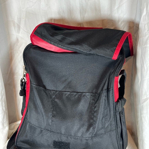 Red and Black Men's Messenger Bag - Picture 7 of 8